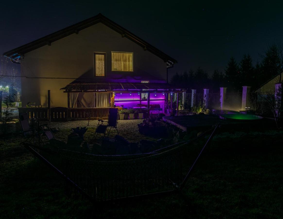 Luna Home Bistriţa Exterior foto