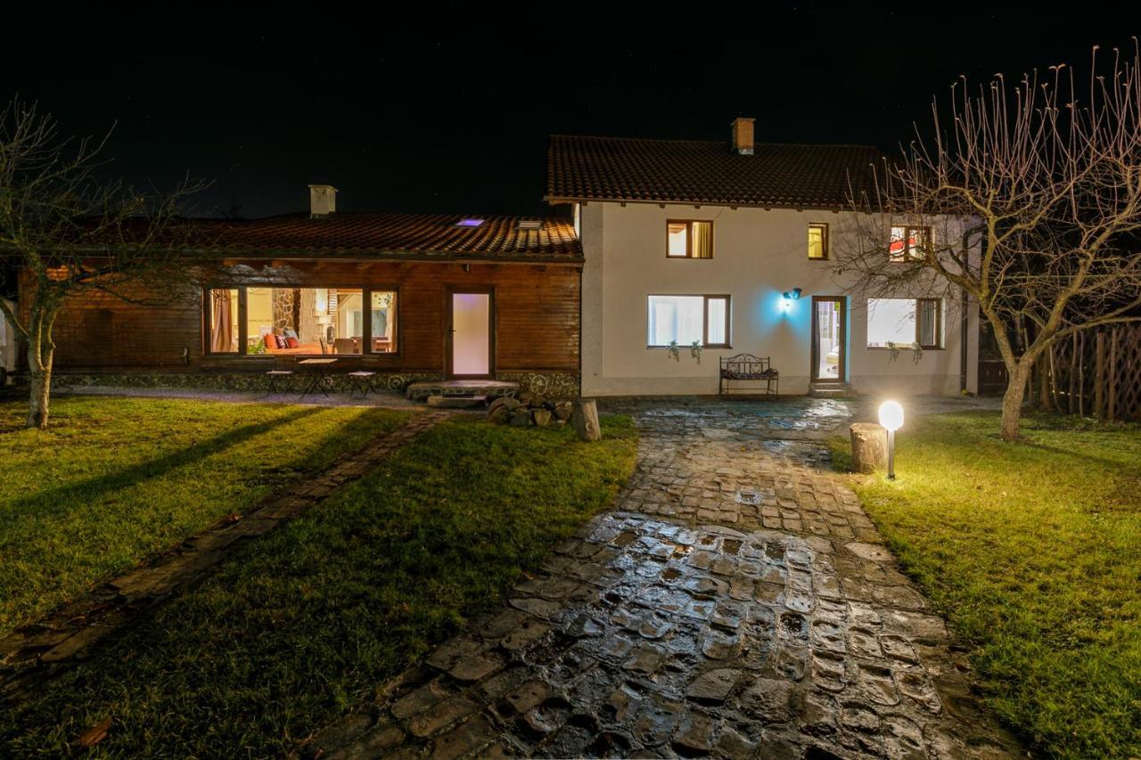 Luna Home Bistriţa Exterior foto